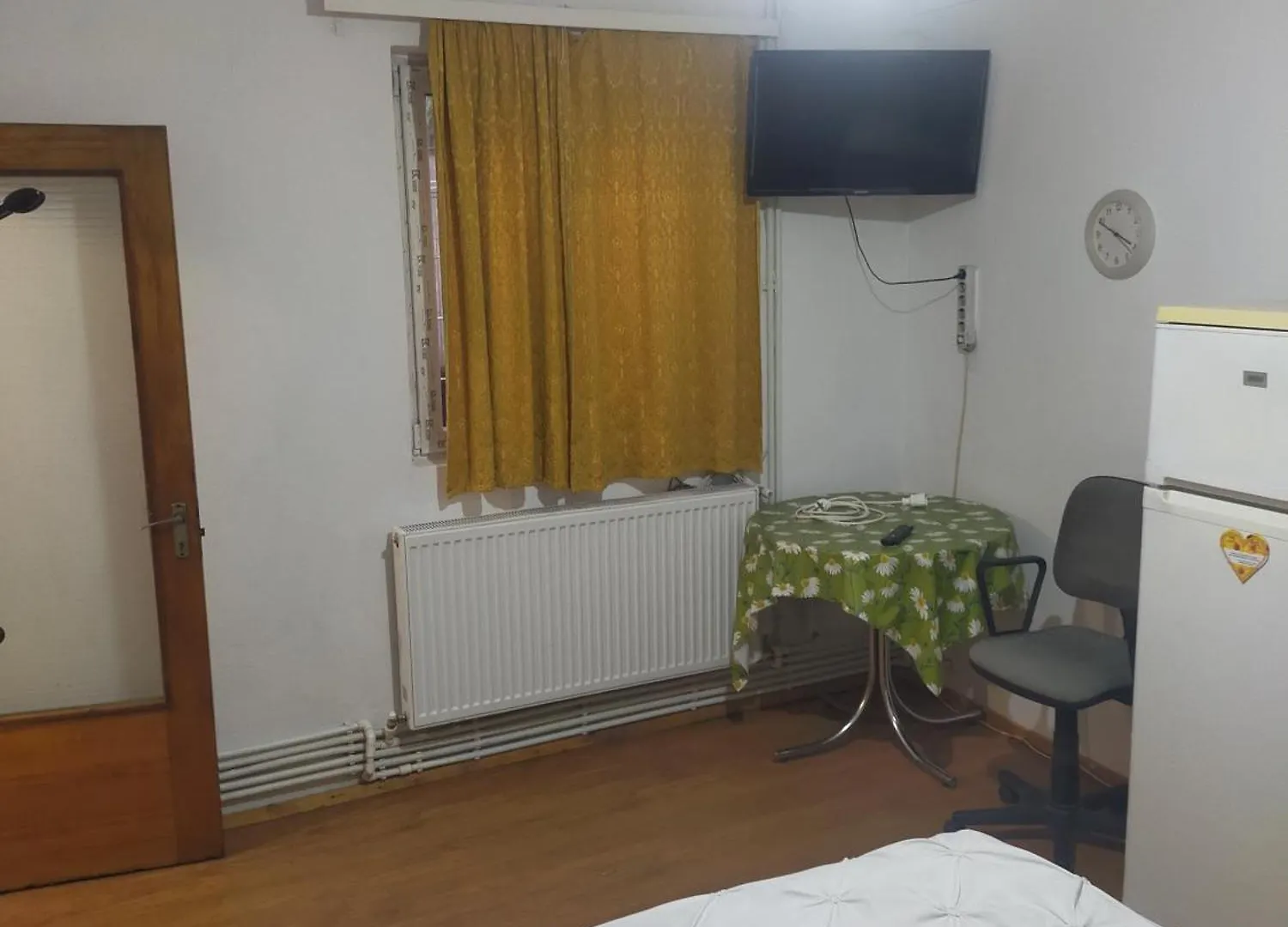 Hotel Vnhaju à Bucarest Maison d'hôtes